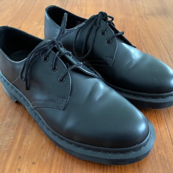 Dr. Martens Leather Ladies Oxfords Black Size 8 US - Picture 2 of 5